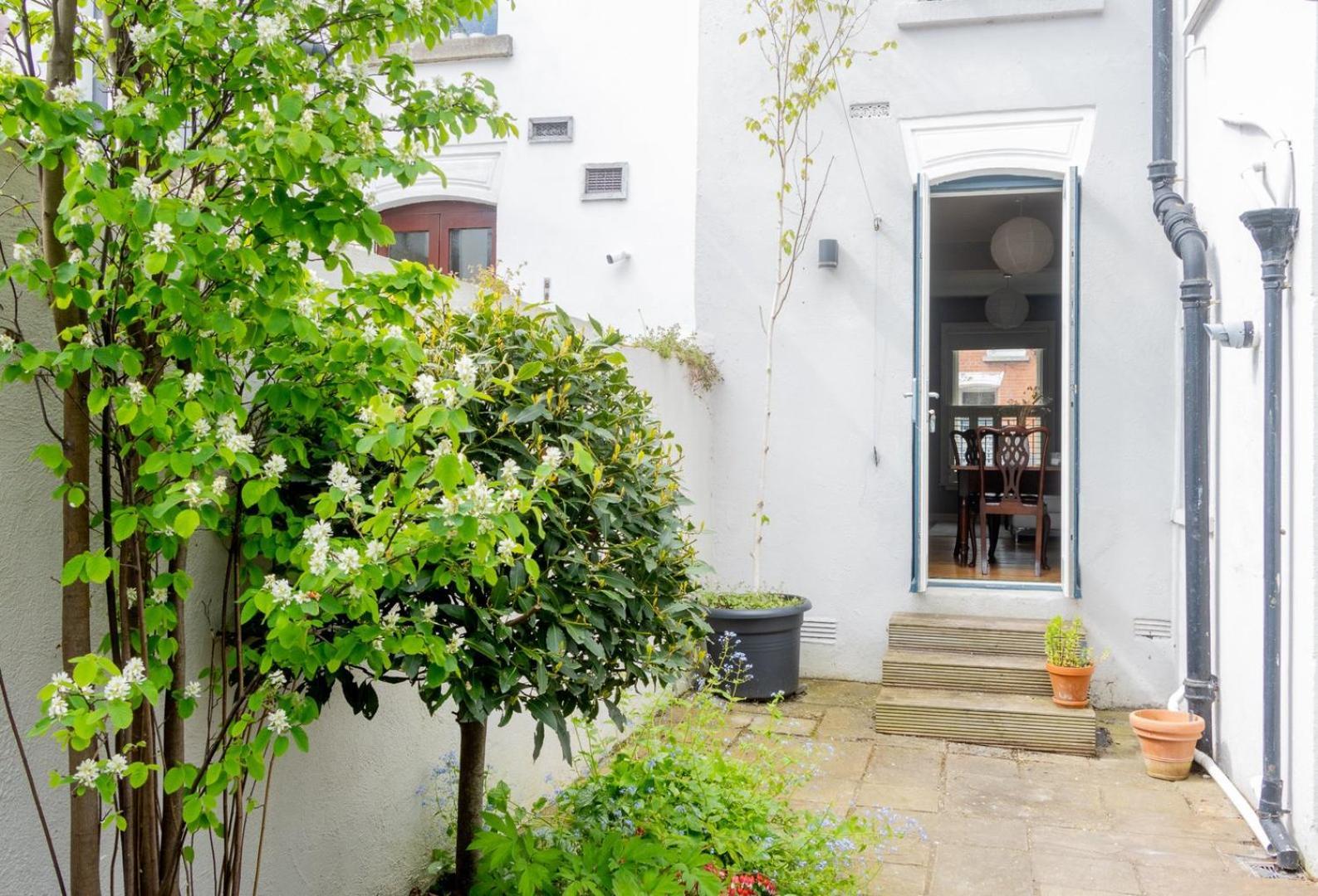 Guestready - Victorian Redbrick In Heart Of Guest house Dublin