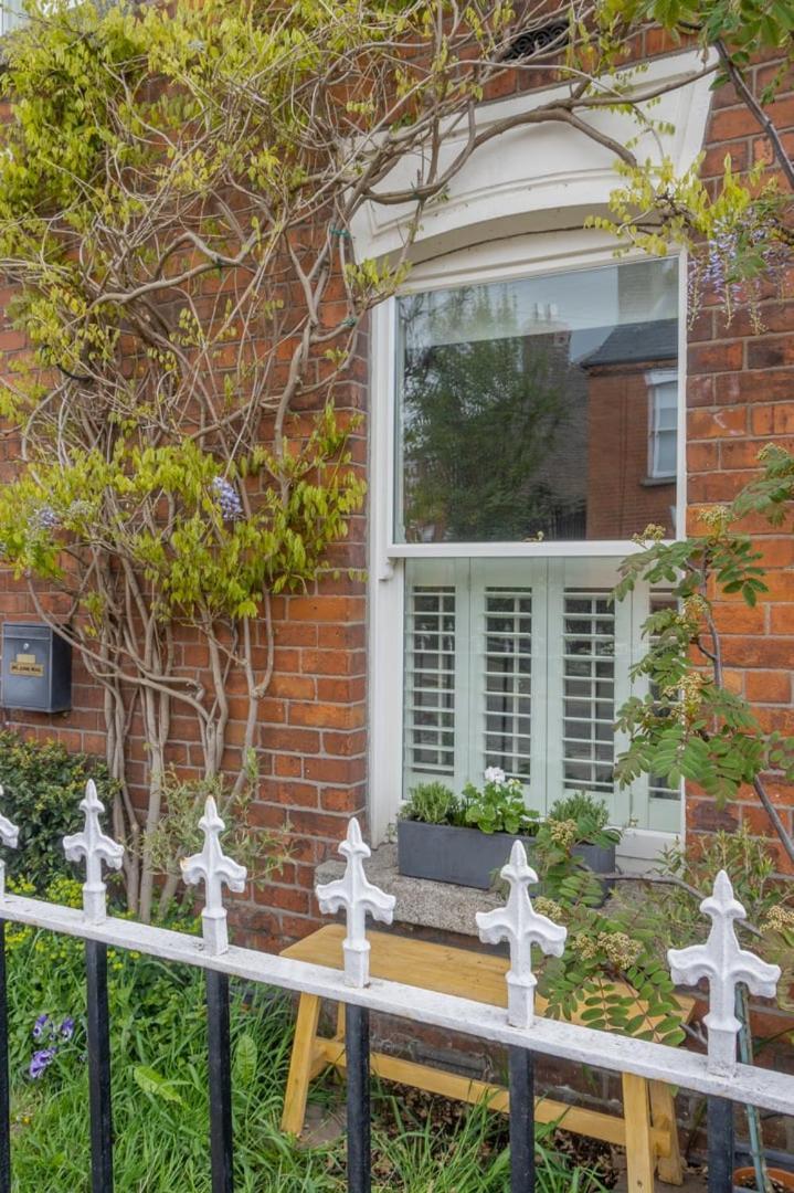 Guest house Guestready - Victorian Redbrick In Heart Of